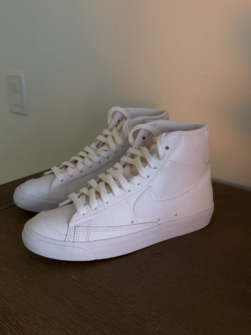 Nike women’s Blazer white size 7